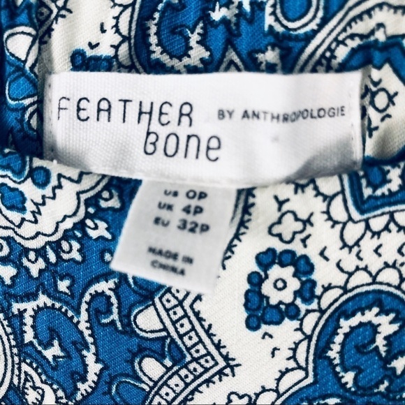 𝅺anthro Feather Bone Blue Talese Cropped Palazzos - Picture 3 of 12